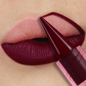 Long-Lasting Matte Lipstick